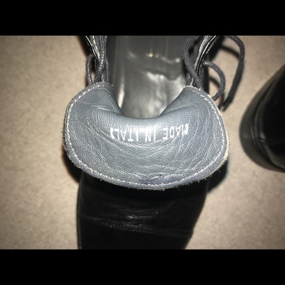 Men’s Domani Johnston & Murphy dress shoes - Picture 4 of 8